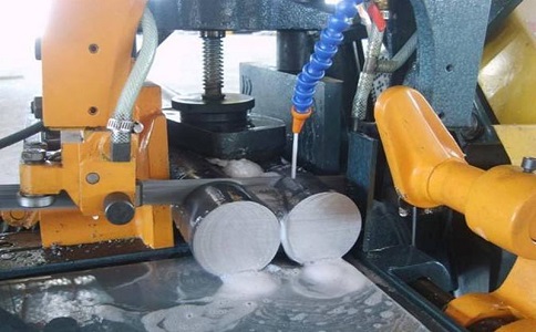 港口镇卧式带锯床的送料方式有哪几种？